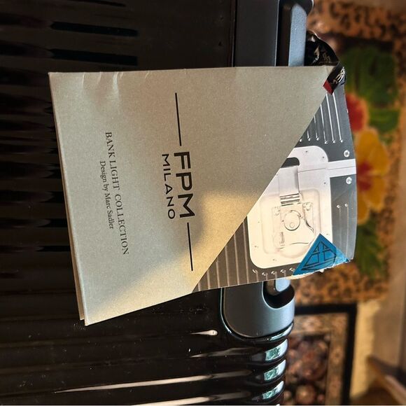 FPM Milano Bank light polycarbonate spinner suitcase made in Italy - Picture 9 of 16